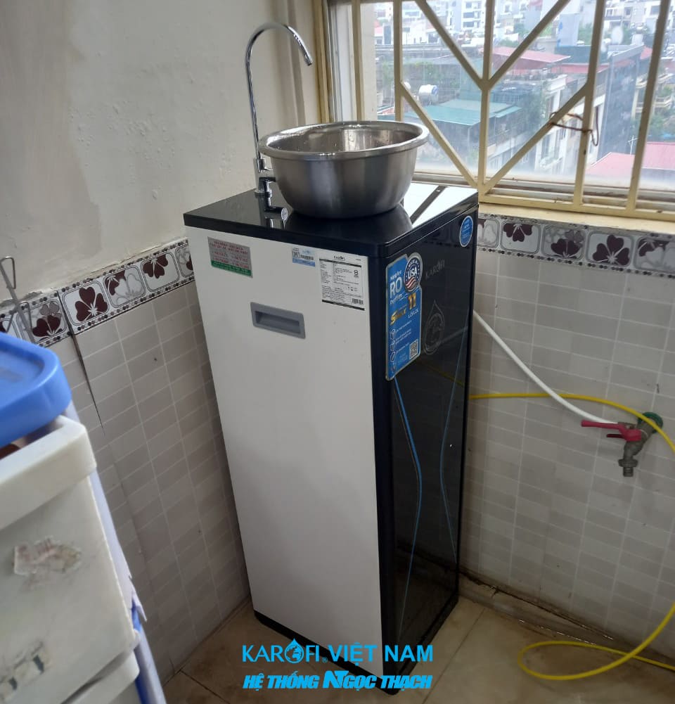 Máy lọc nước Karofi KAQ-D36S - 11 cấp lọc