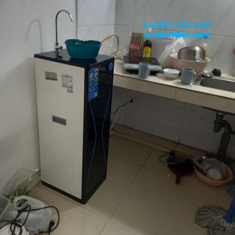 Máy lọc nước Karofi KAQ-D36S - 11 cấp lọc