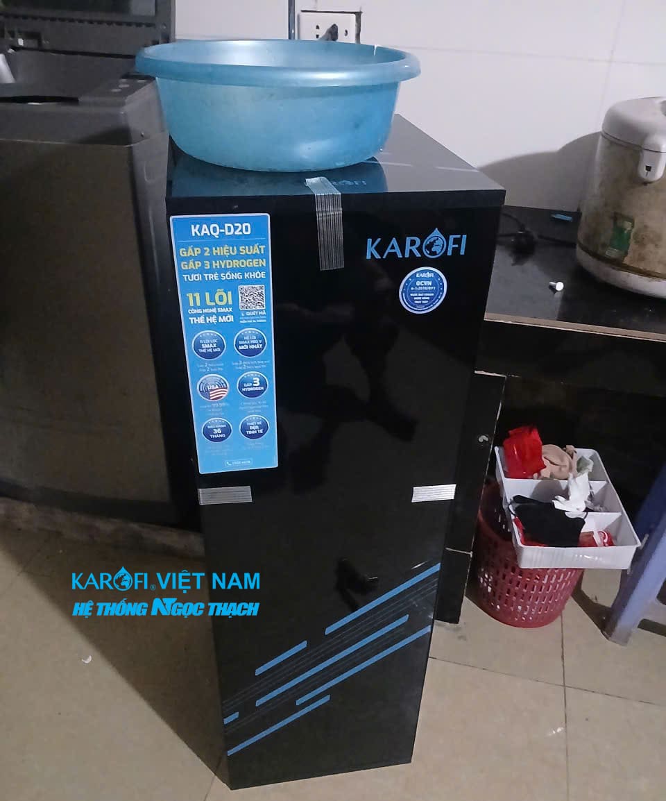 Máy lọc nước Karofi KAQ-D20