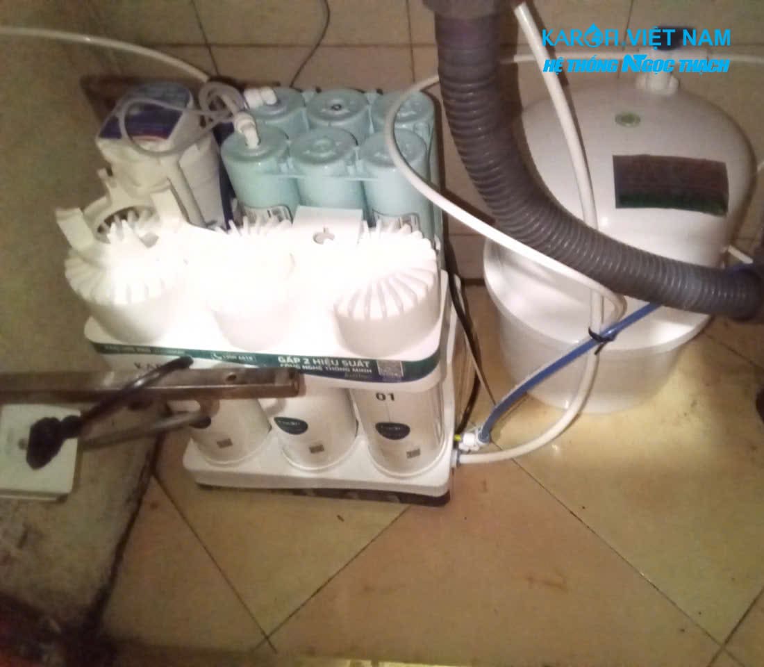 Máy lọc nước RO Karofi KAQ-U95 Pro (Thông minh - 2026 - tự động kiểm soát nước sạch)