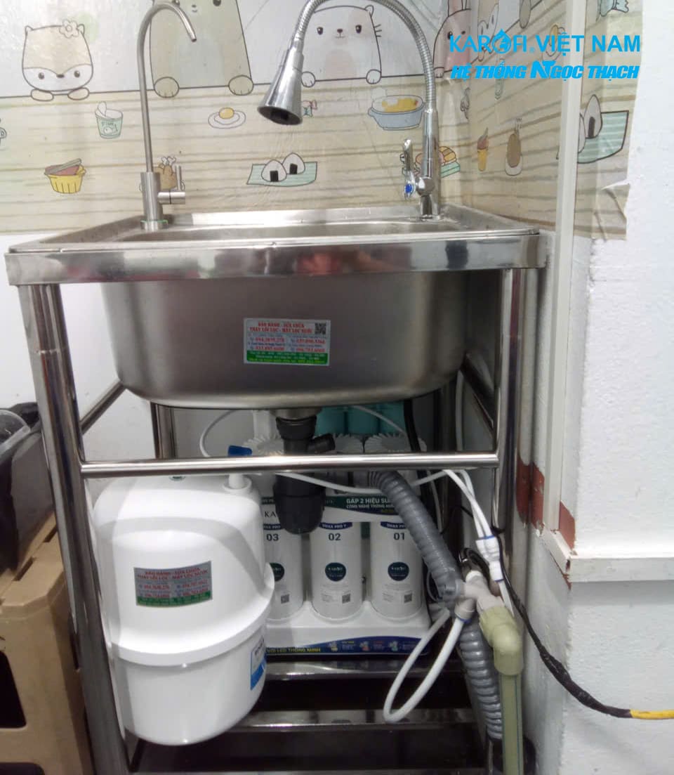 Máy lọc nước RO Karofi KAQ-U95 Pro (Thông minh - 2026 - tự động kiểm soát nước sạch)