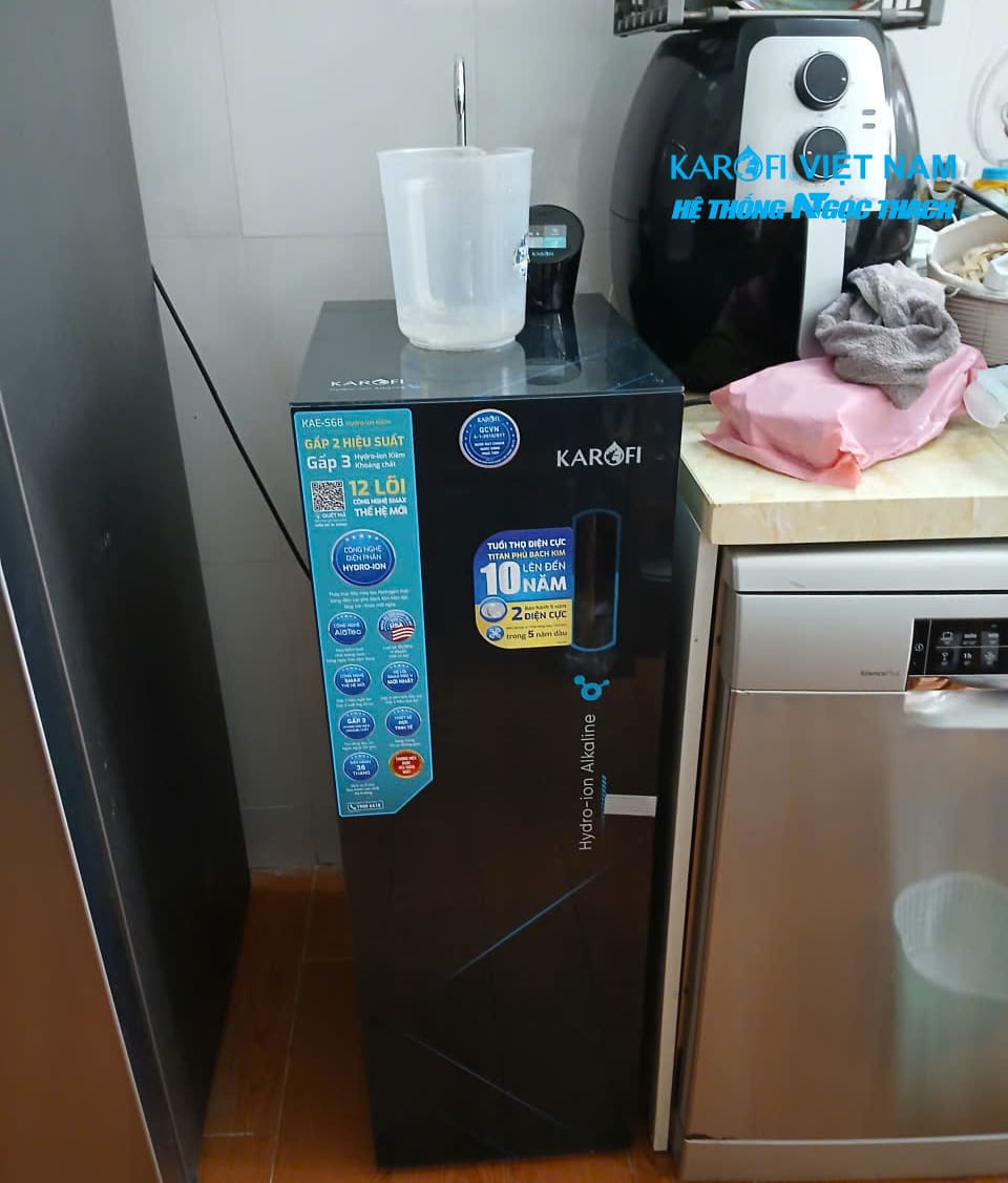 Máy lọc nước Hydro-ion kiềm Karofi KAE-S68
