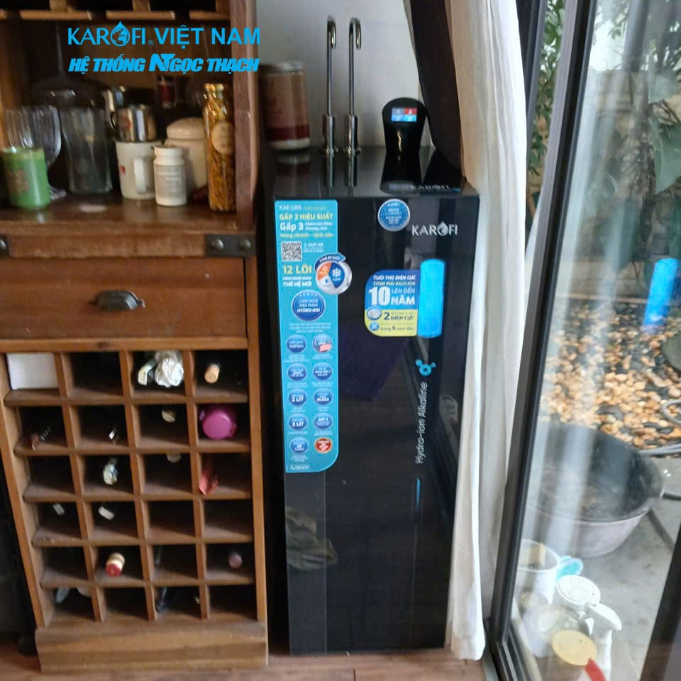 Máy lọc nước nóng lạnh Hydro-ion kiềm Karofi KAE-S86