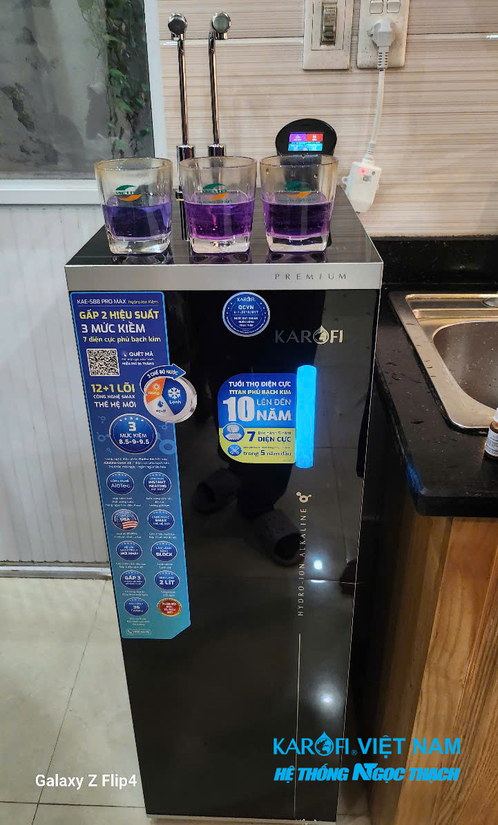 Máy lọc nước nóng lạnh Hydro-ion kiềm Karofi KAE-S88 PROMAX