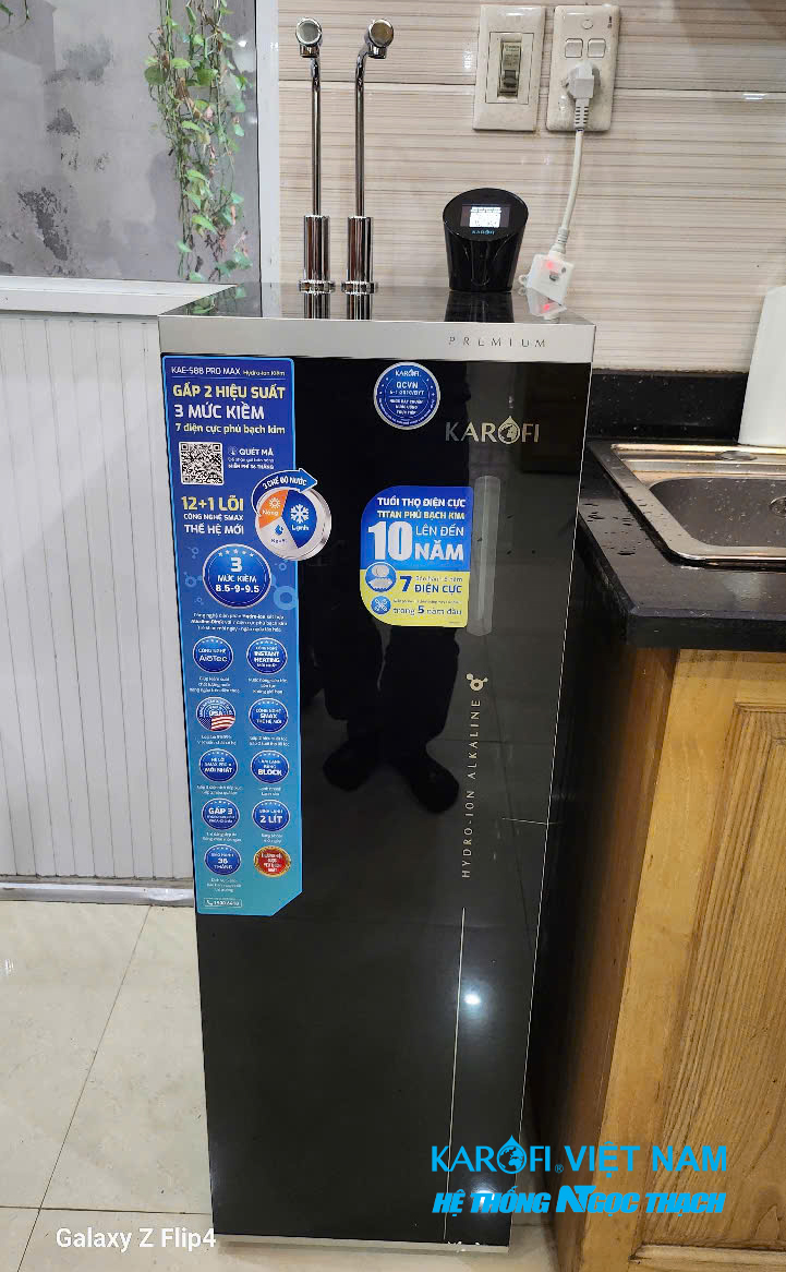 Máy lọc nước nóng lạnh Hydro-ion kiềm Karofi KAE-S88 PROMAX