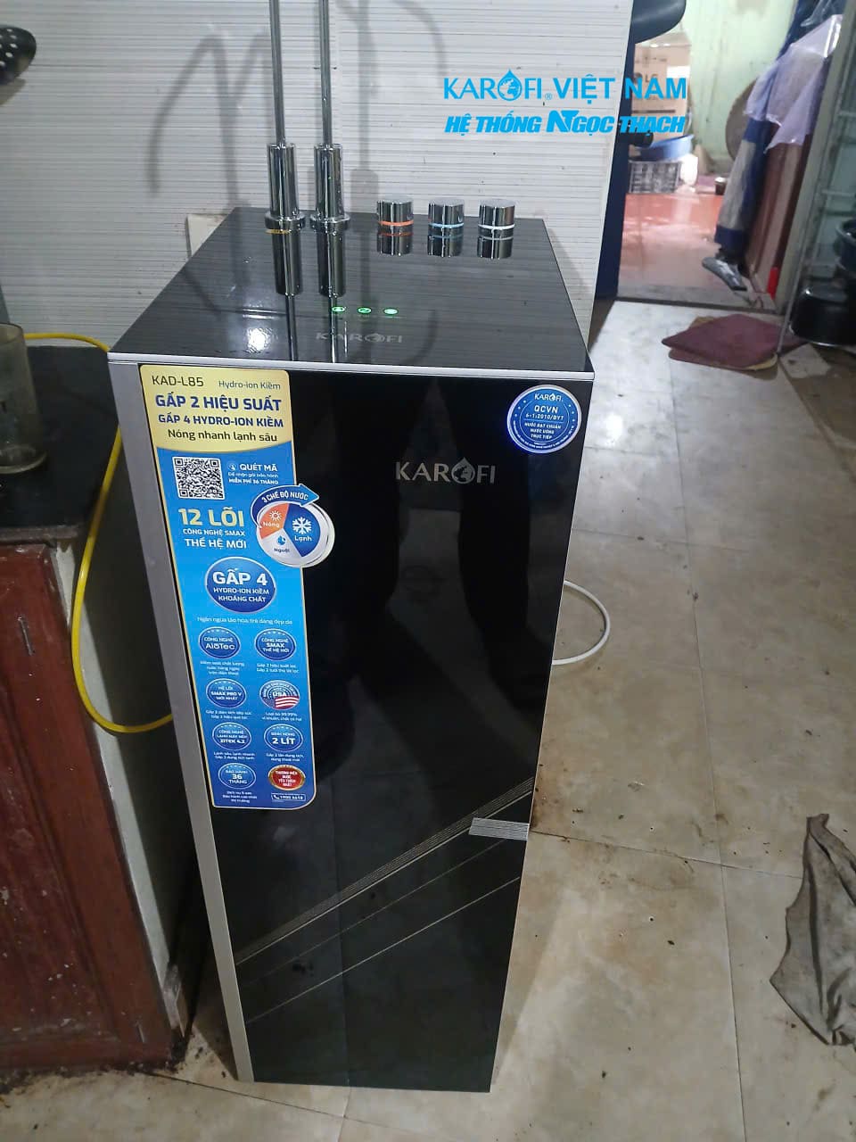 Máy lọc nước nóng lạnh Karofi KAD-L85