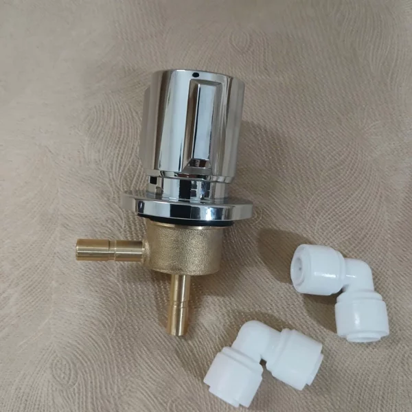 Van khóa, Núm vặn máy lọc nước nóng lạnh Karofi